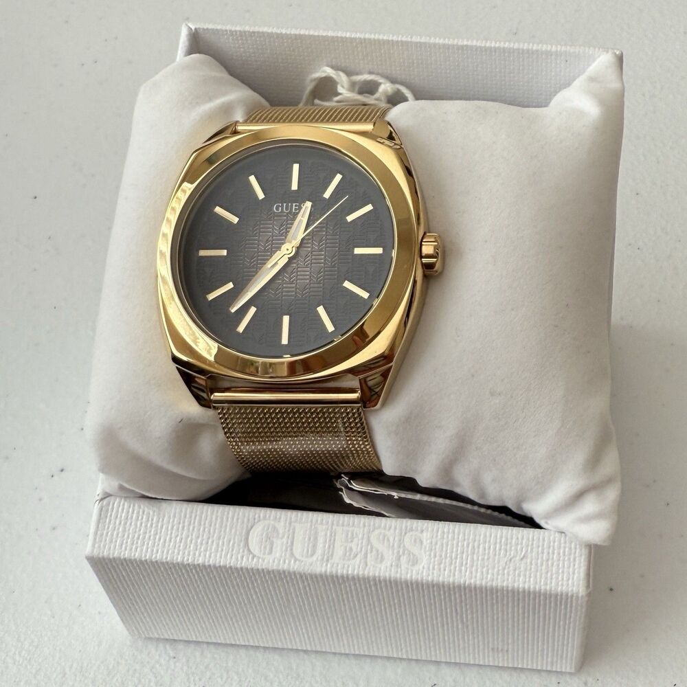 Guess Marshall GW0794G2 men's analog watch with gold-tone mesh strap Quartz 43mm